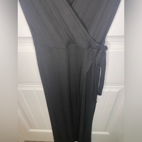 Jessica Simpson Black ribbed tank top wrap maxi dress - Picture 4 of 6